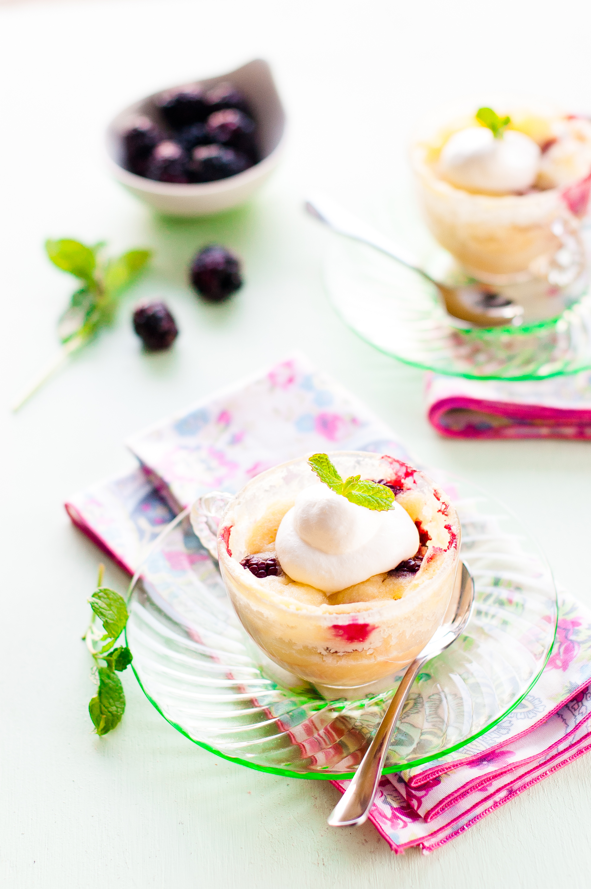 https://www.thekitchenmccabe.com/wp-content/uploads/2015/01/Blackberry-Lemon-Custard-Creme-Mug-Cakes-6.jpg