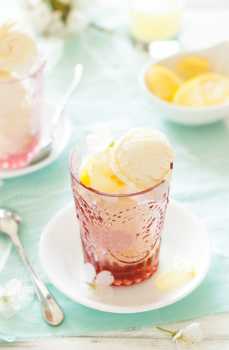 Fresh Lemon Ice Cream | thekitchenmccabe.com